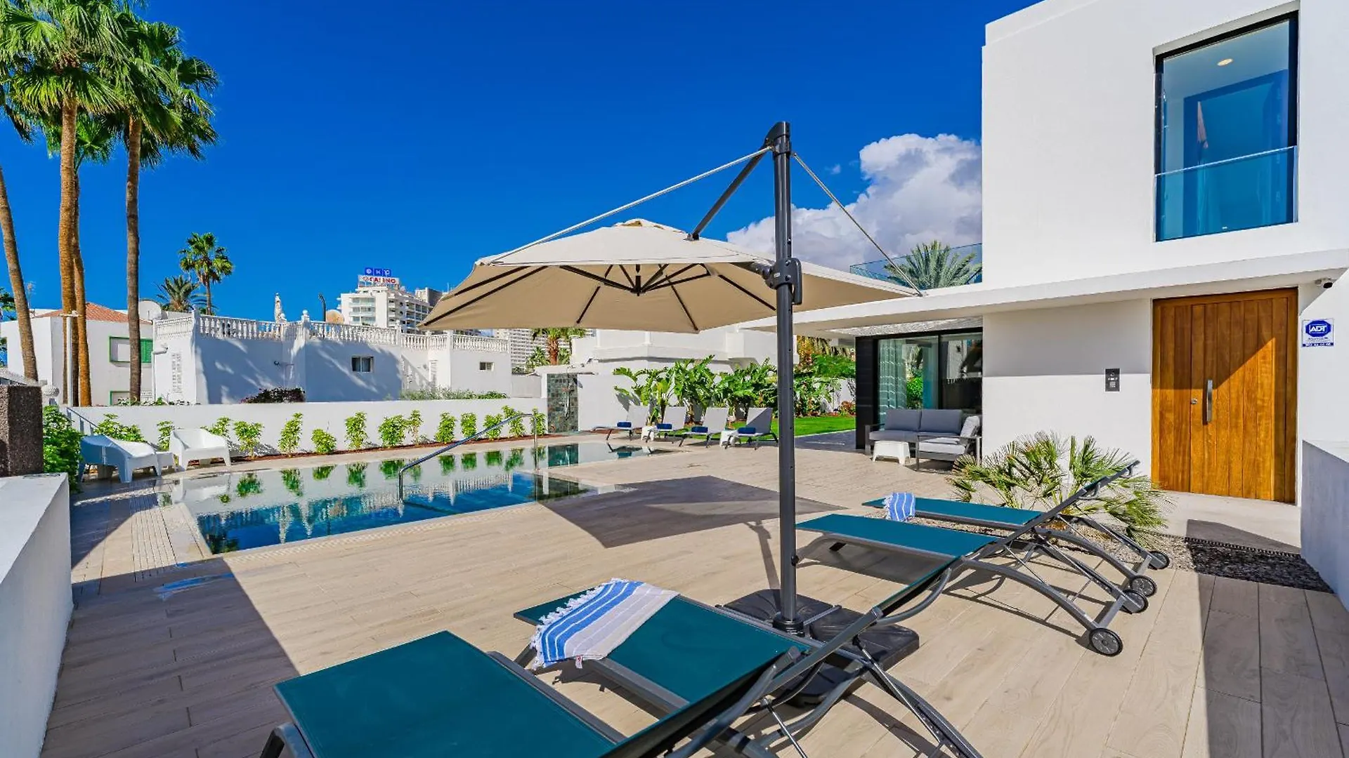Apartment Don Carlos Sea View - Adults Only ! Playa de las Americas  0*, Playa de las Americas (Tenerife) Spain