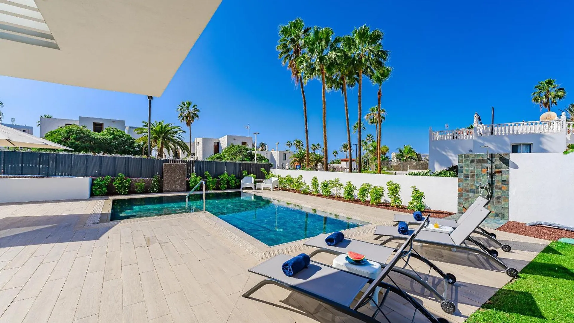 Apartment Don Carlos Sea View - Adults Only ! Playa de las Americas  0*, Playa de las Americas (Tenerife)