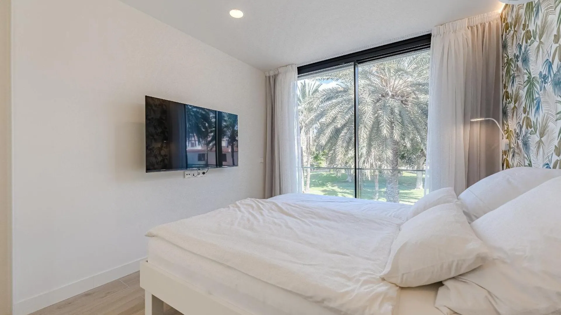 Apartment Don Carlos Sea View - Adults Only ! Playa de las Americas