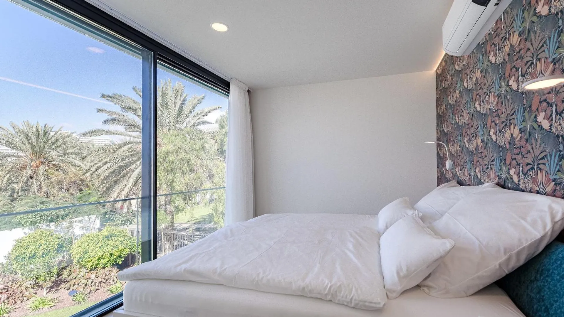 Apartment Don Carlos Sea View - Adults Only ! Playa de las Americas  0*, Playa de las Americas (Tenerife) Spain