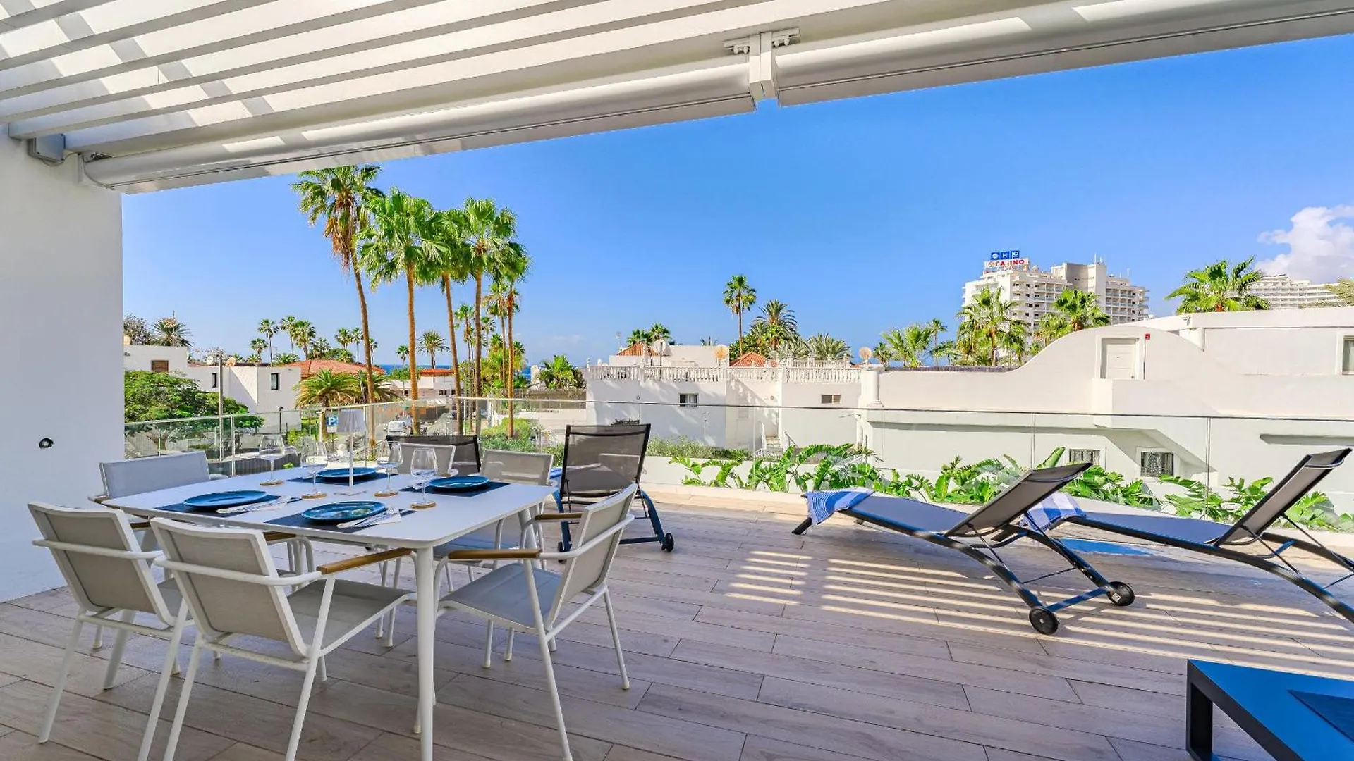 Apartment Don Carlos Sea View - Adults Only ! Playa de las Americas
